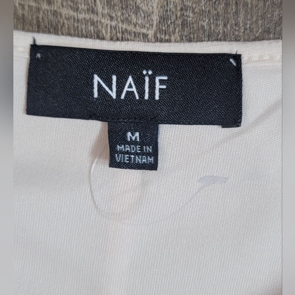 NAÏF Anthropologie Boho Flowy Shift Dress Womens M Cream Floral Crochet V Neck - Picture 7 of 13